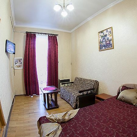 Квартира Подобово На Вулиці Чорновола 31 Біля Форуму У Місті Львові Біля Малевича Eksteriør billede